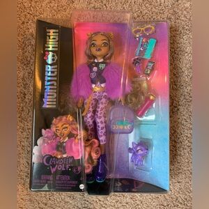 Monster High Clawdeen Wolf Doll in Purple and Pink‎